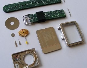 HDD Watch Review - It's more than 8-bits!